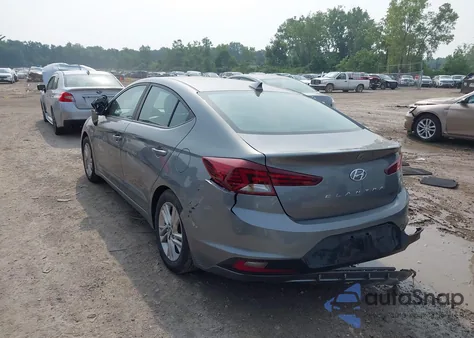 2019 Hyundai Elantra Sel z USA, uszkodzony, nr VIN KMHD84LFXKU810311